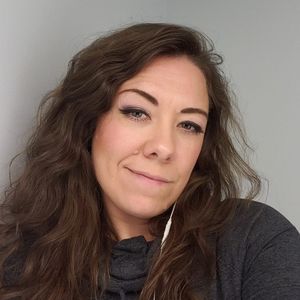 Meet your Posher, Deborah